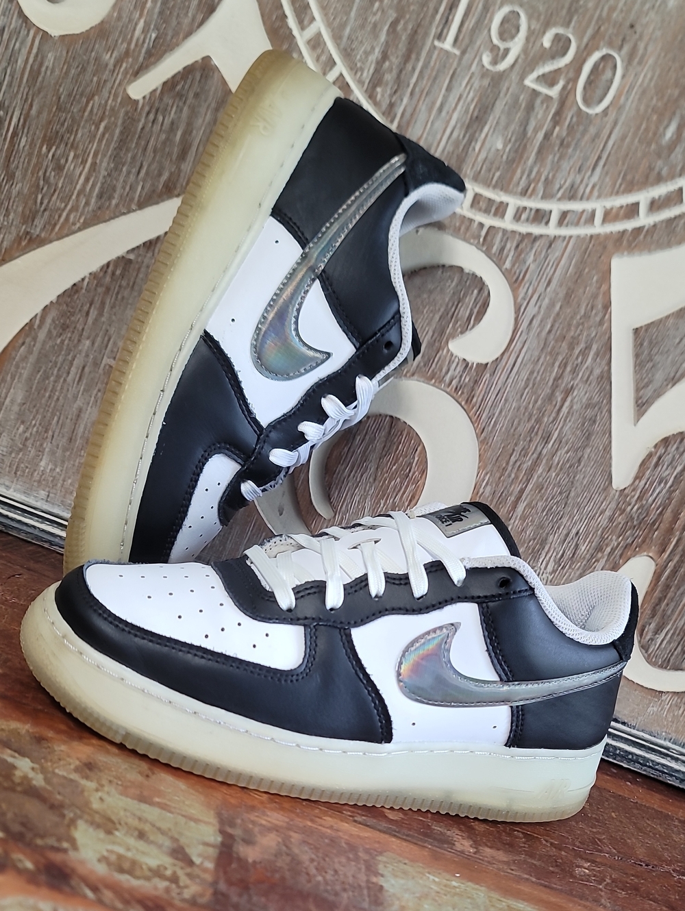 Nike Air Force 1 LV8 'Year Of The Dragon' Wmns 7.5 Good Condition. Fast Shipping